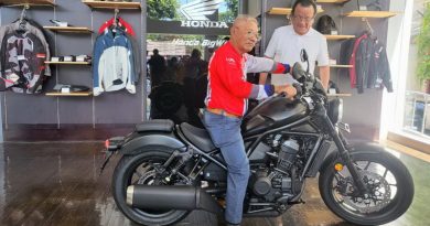 Konsumen Pertama di Jawa Timur Terima New Rebel 1100, Big Bike Cruiser Premium Honda