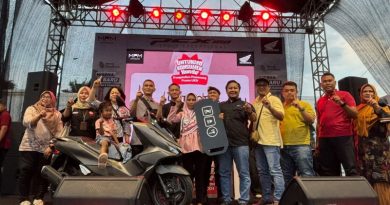 Pengundian UKH Ponorogo Berlangsung Semarak, Konsumen Beruntung Raih Honda PCX160 CBS