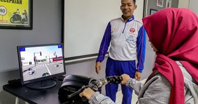 Liburan Seru Tanpa Khawatir, Pelajar Diajak Jago Cari_Aman di Jalan dan Belajar di MPM Safety Riding Center