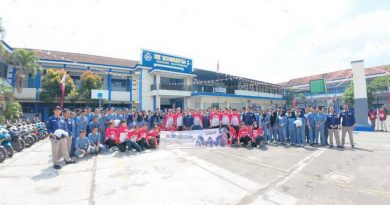 Blogger dan Vlogger Nasional Intip Pendidikan Vokasi Honda di SMK Muhammadiyah 2 Genteng
