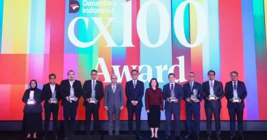 Transformasi Berorientasi Pelanggan, PLN Raih Sector Champion dan Runner Up BUMN Layanan Terbaik Danantara Indonesia CX100 Award 2026 Transformasi Berorientasi Pelanggan, PLN Raih Sector Champion dan Runner Up BUMN Layanan Terbaik Danantara Indonesia CX100 Award 2026
